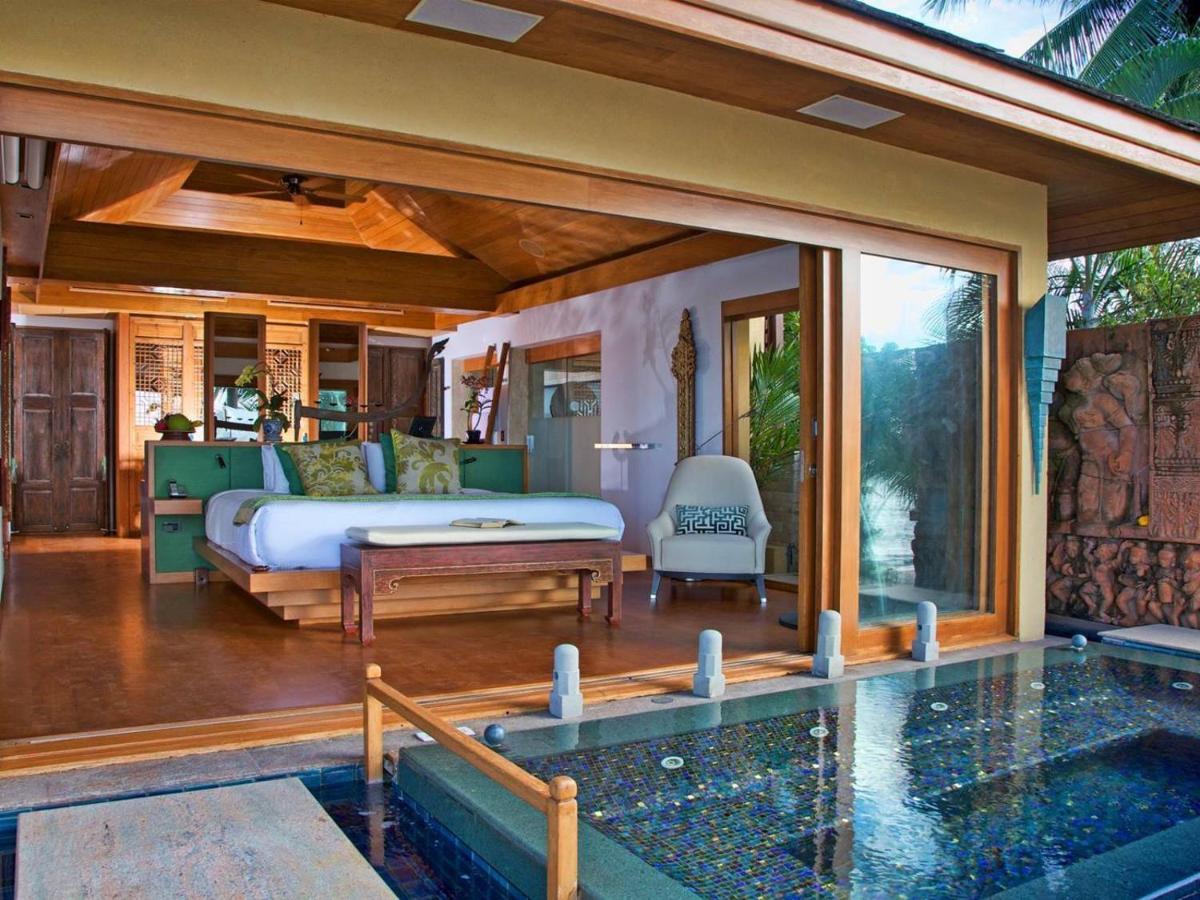 Upni Duniya - Luxury, Beachfront 9-Suites Villa Bang Rak Beach  Exterior photo
