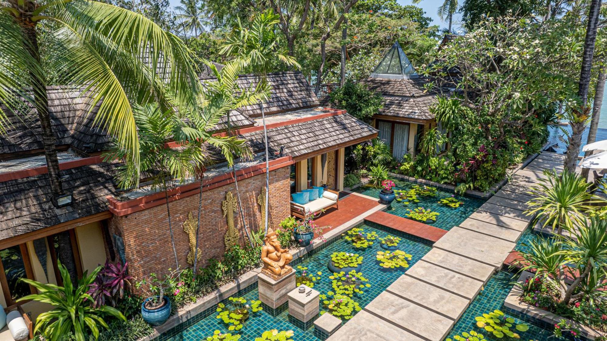 Upni Duniya - Luxury, Beachfront 9-Suites Villa Bang Rak Beach  Exterior photo